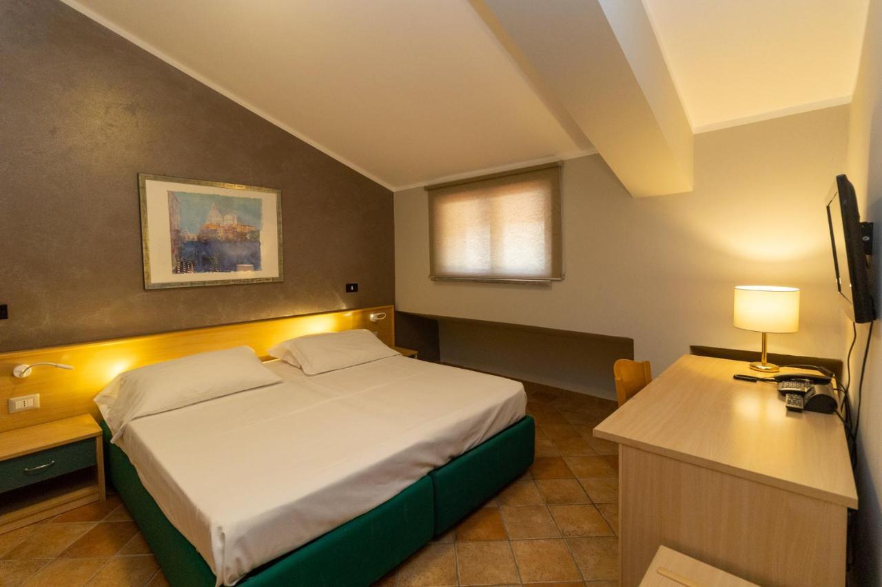 Hotel Federica Riace Marina Exterior foto